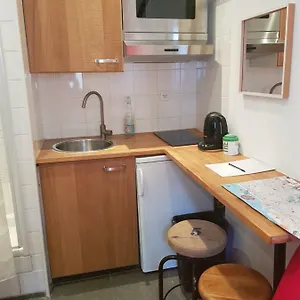  Appartement Studette En Plein Coeur Du Vieux France